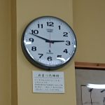 東日本大震災で止まったままの時計<br />
〈あえて直していないそうです〉