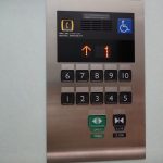 エレベーター操作盤