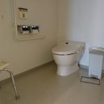 車椅子対応客室内トイレ